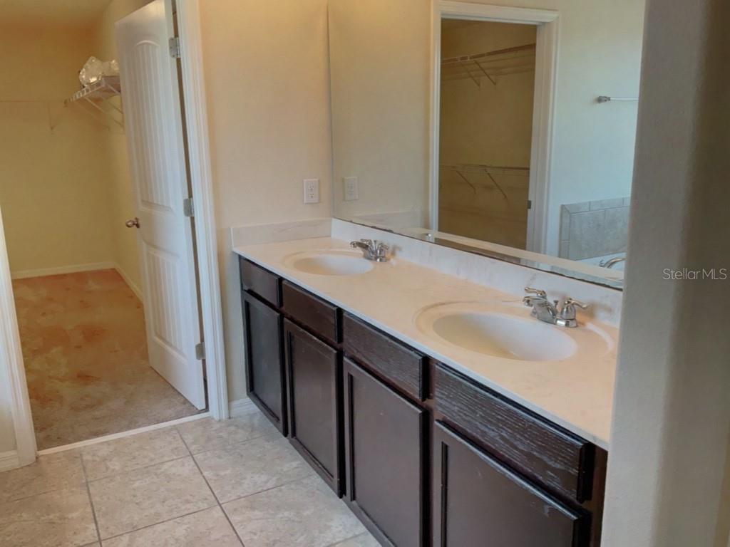 Image 26 of 45 For 4058 Brookshire Circle