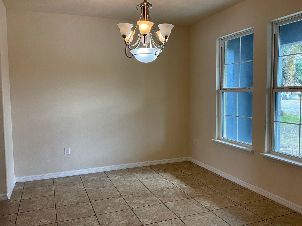 Image 5 of 45 For 4058 Brookshire Circle