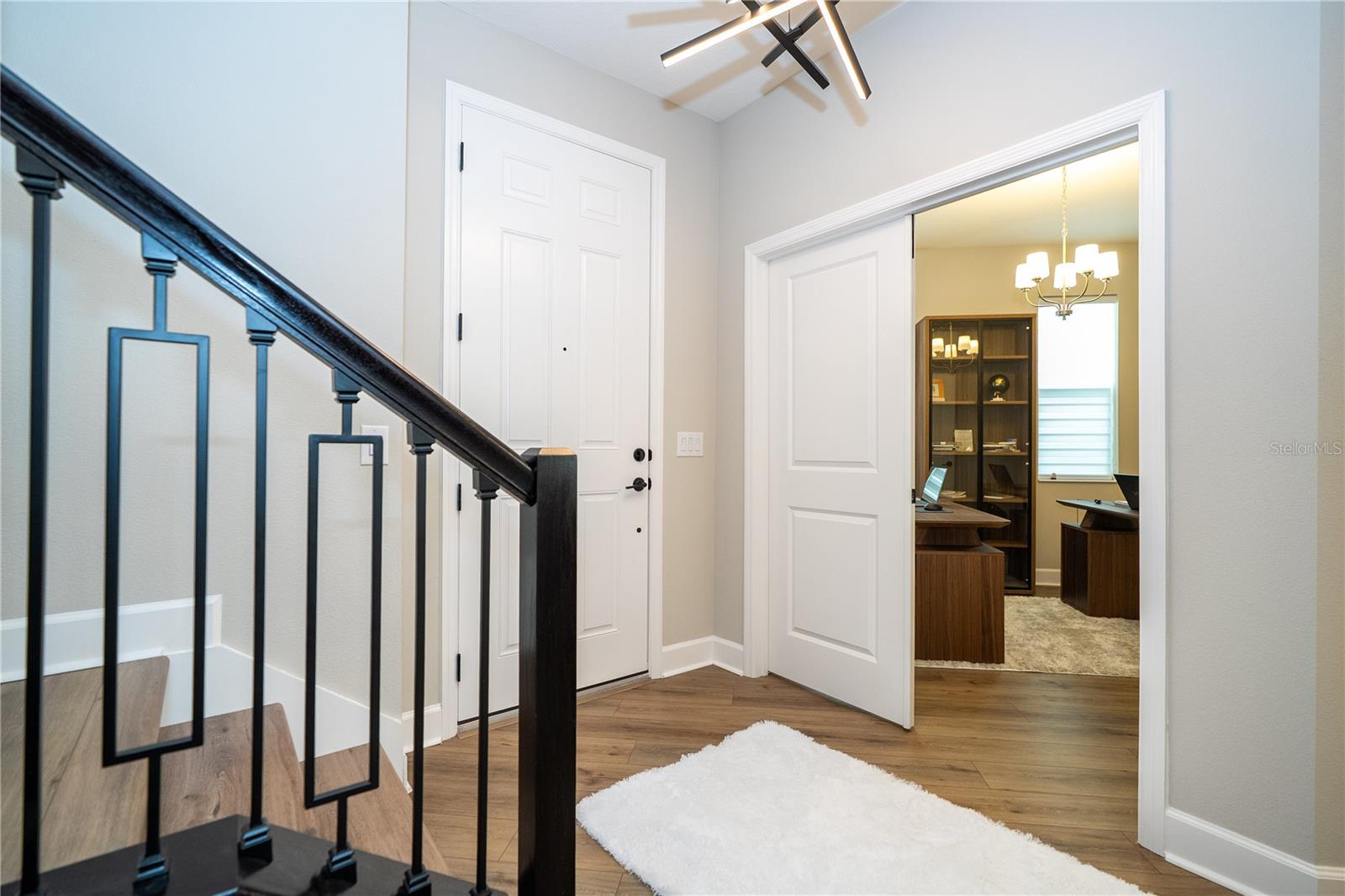 Image 21 of 91 For 5090 Shady Pines Drive