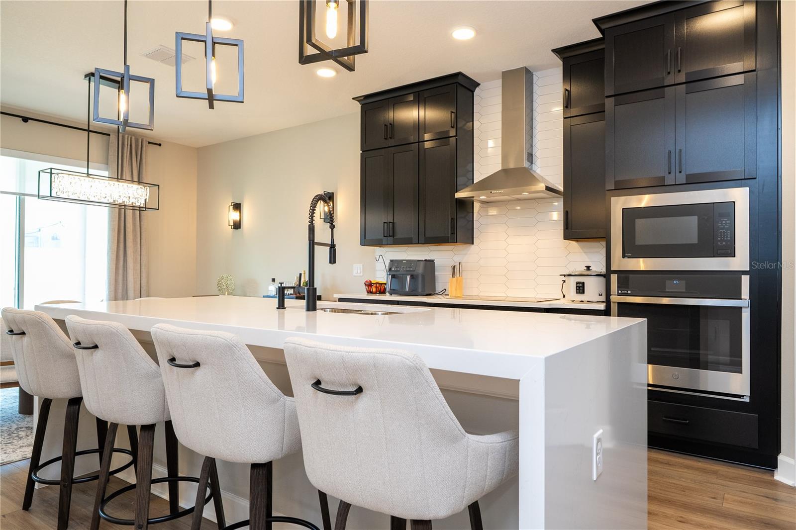 Image 25 of 91 For 5090 Shady Pines Drive