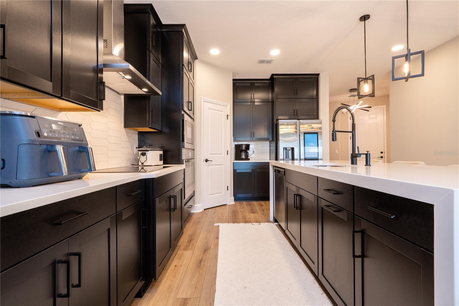 Image 30 of 91 For 5090 Shady Pines Drive