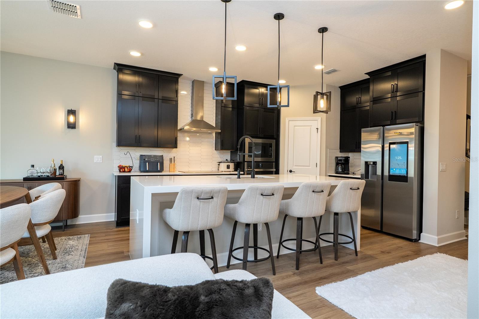 Image 33 of 91 For 5090 Shady Pines Drive