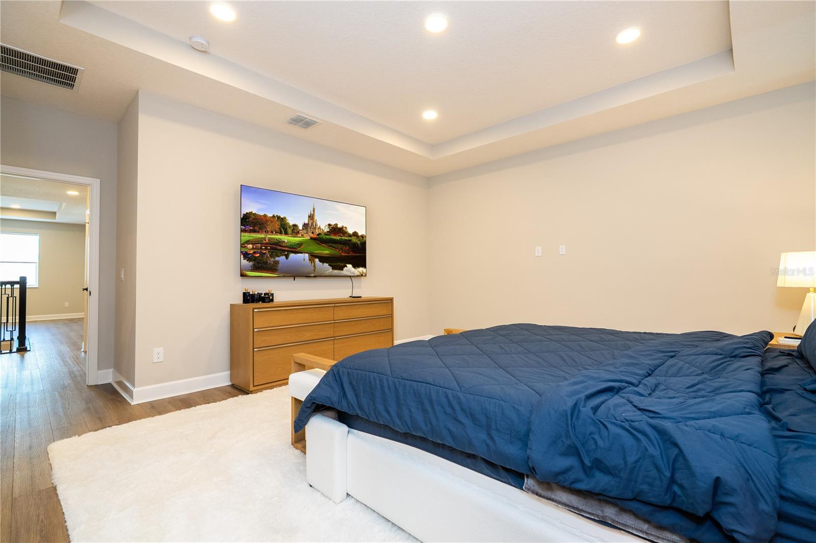 Image 48 of 91 For 5090 Shady Pines Drive