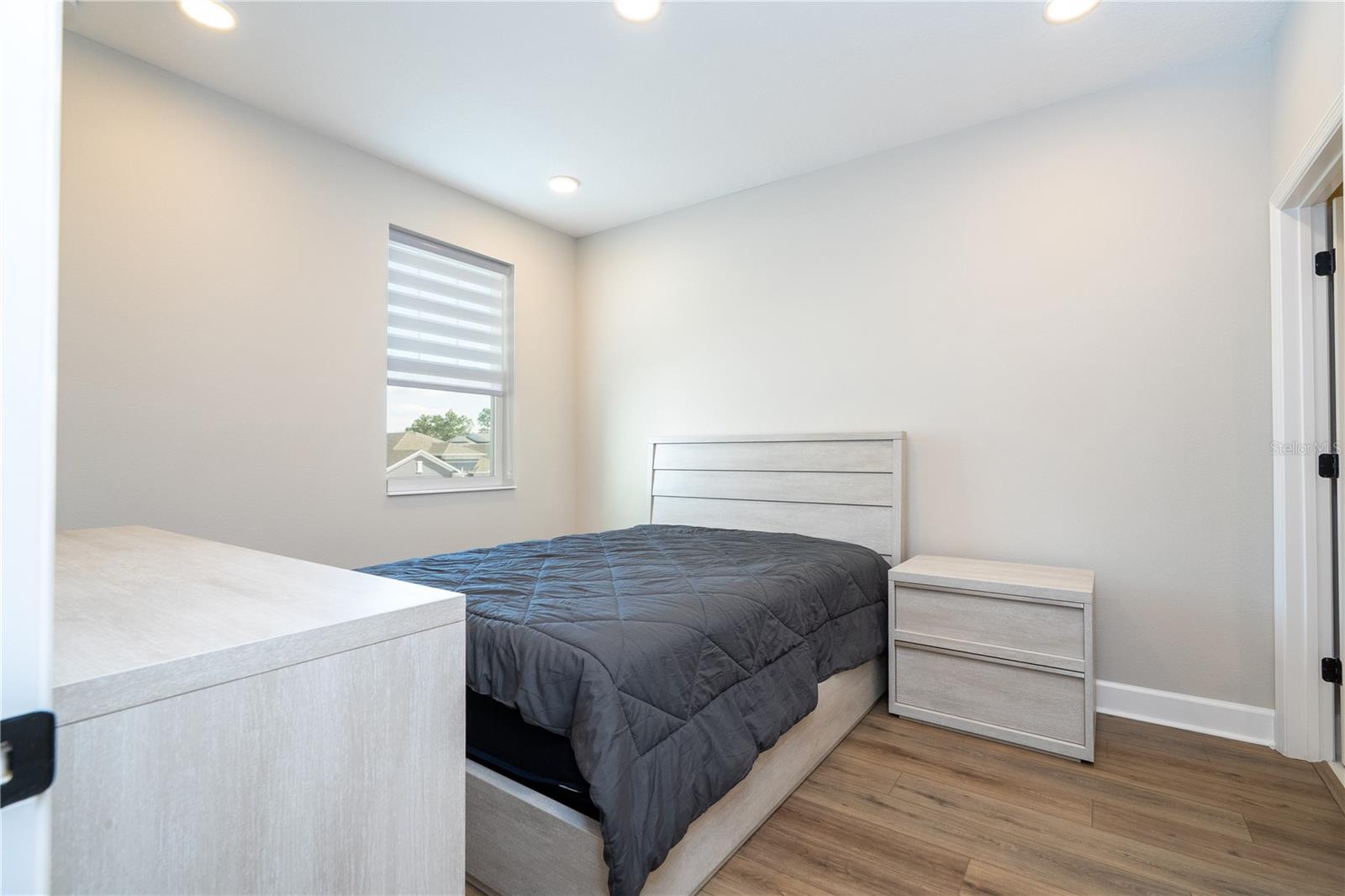 Image 55 of 91 For 5090 Shady Pines Drive