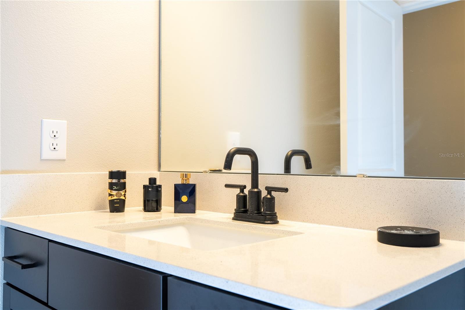 Image 76 of 91 For 5090 Shady Pines Drive