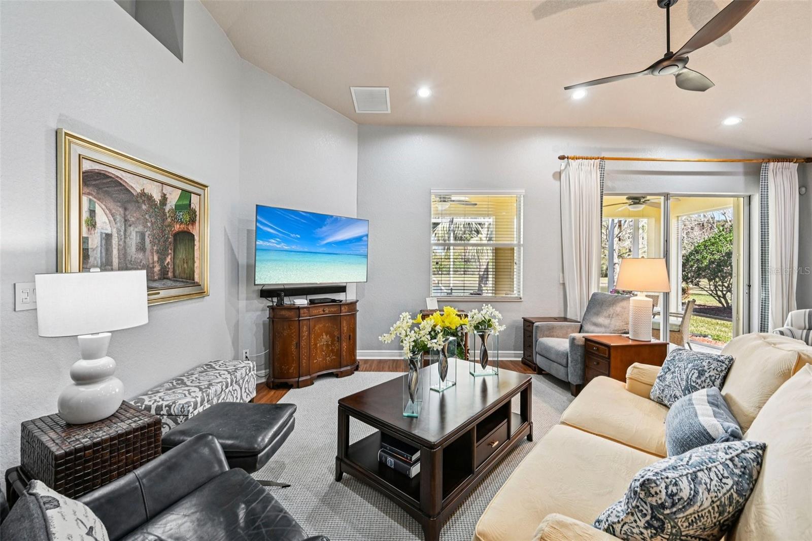 Image 8 of 35 For 6364 Lennox Lane