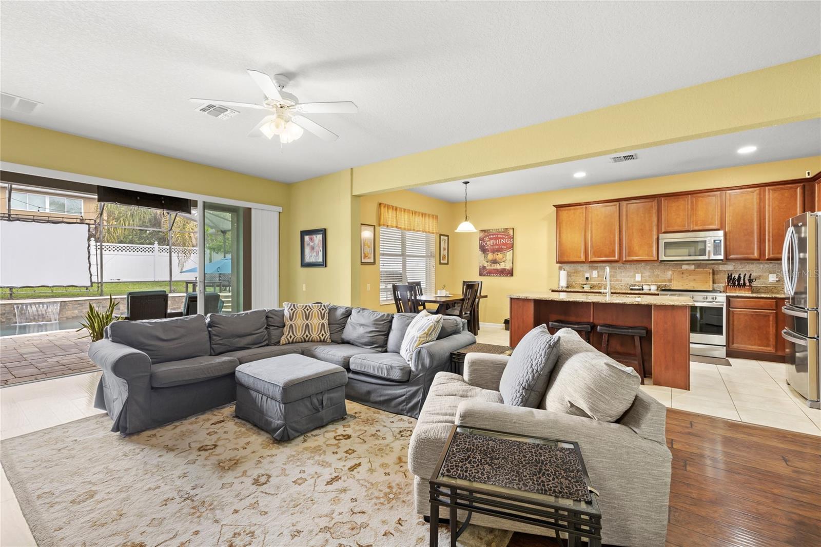 Image 20 of 39 For 13243 Charfield Street