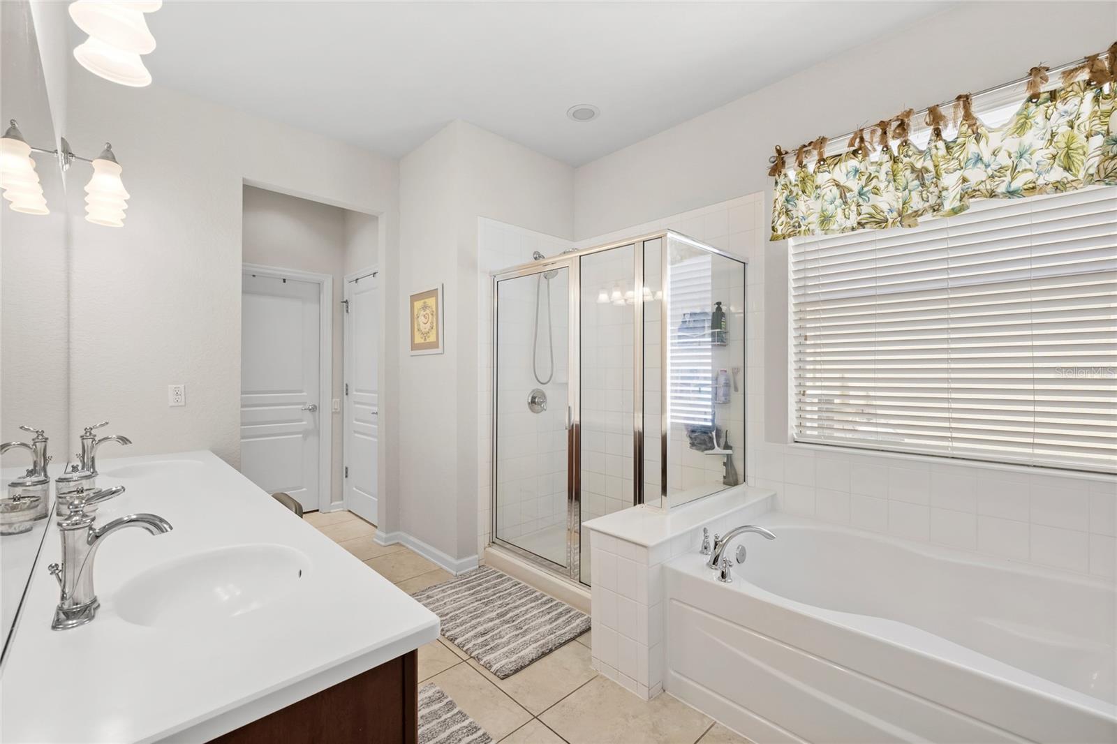 Image 25 of 39 For 13243 Charfield Street