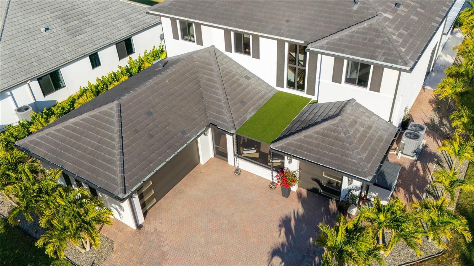 Image 28 of 91 For 4796 Sophia Drive