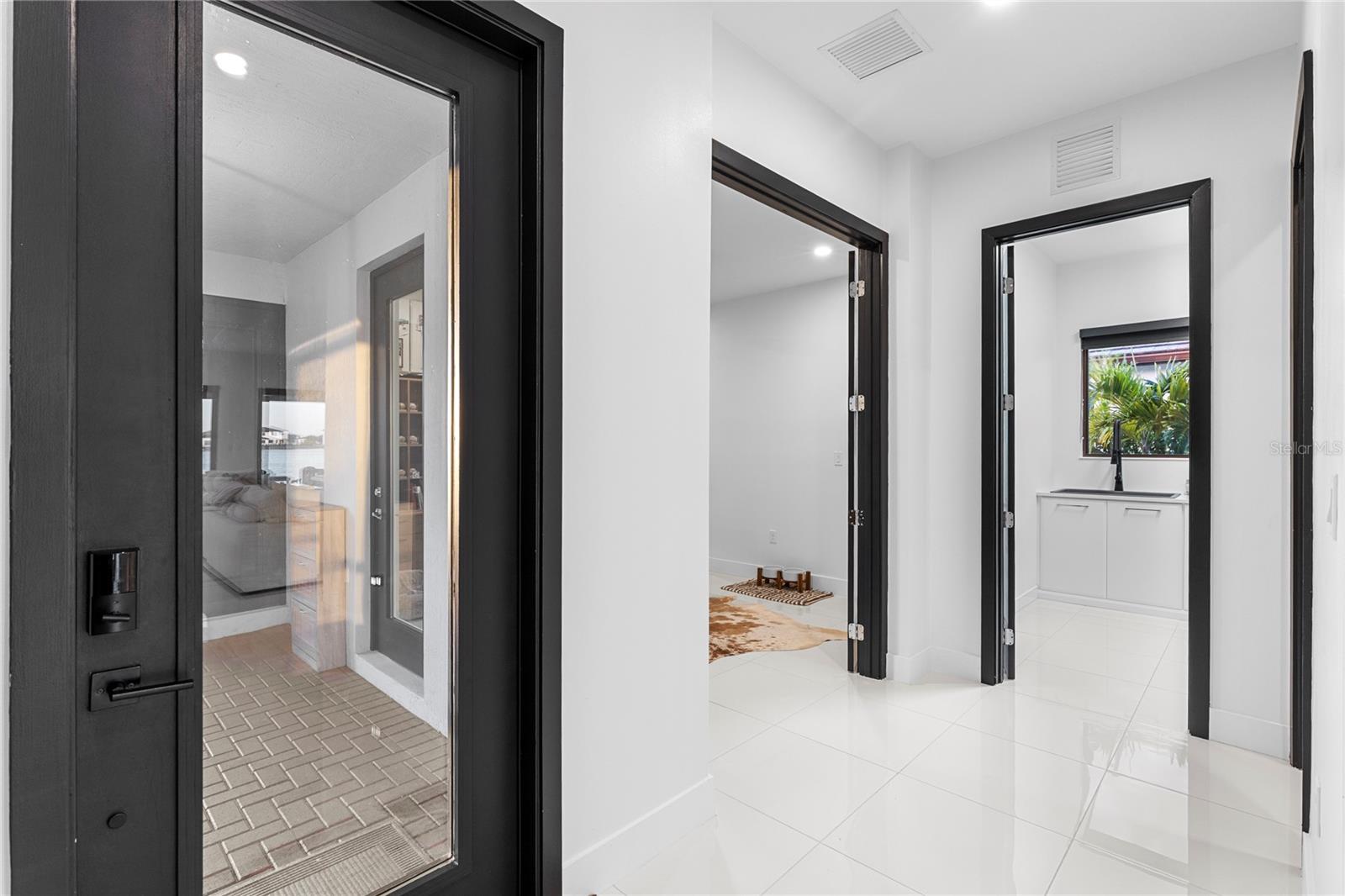 Image 36 of 91 For 4796 Sophia Drive