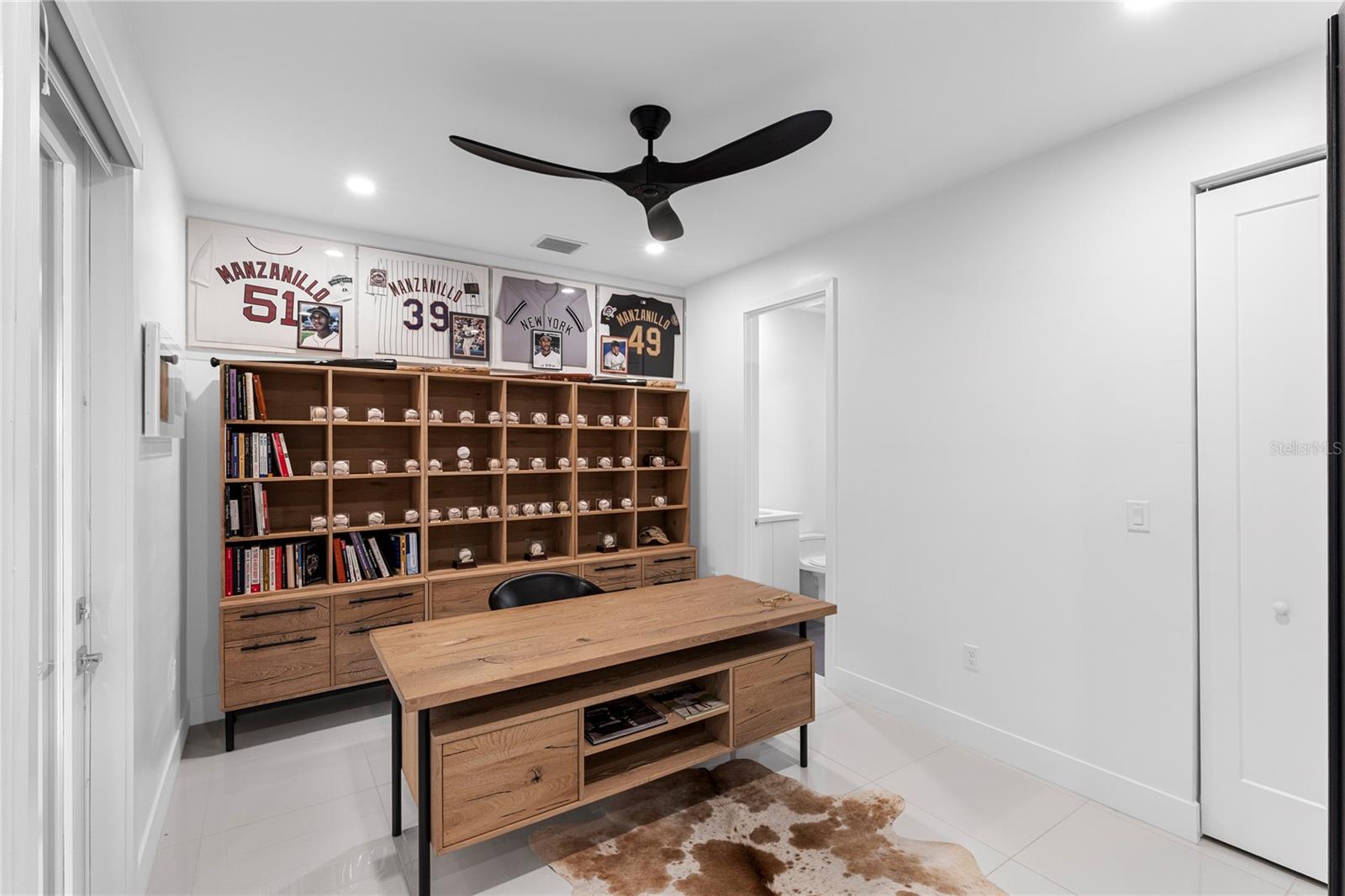 Image 38 of 91 For 4796 Sophia Drive