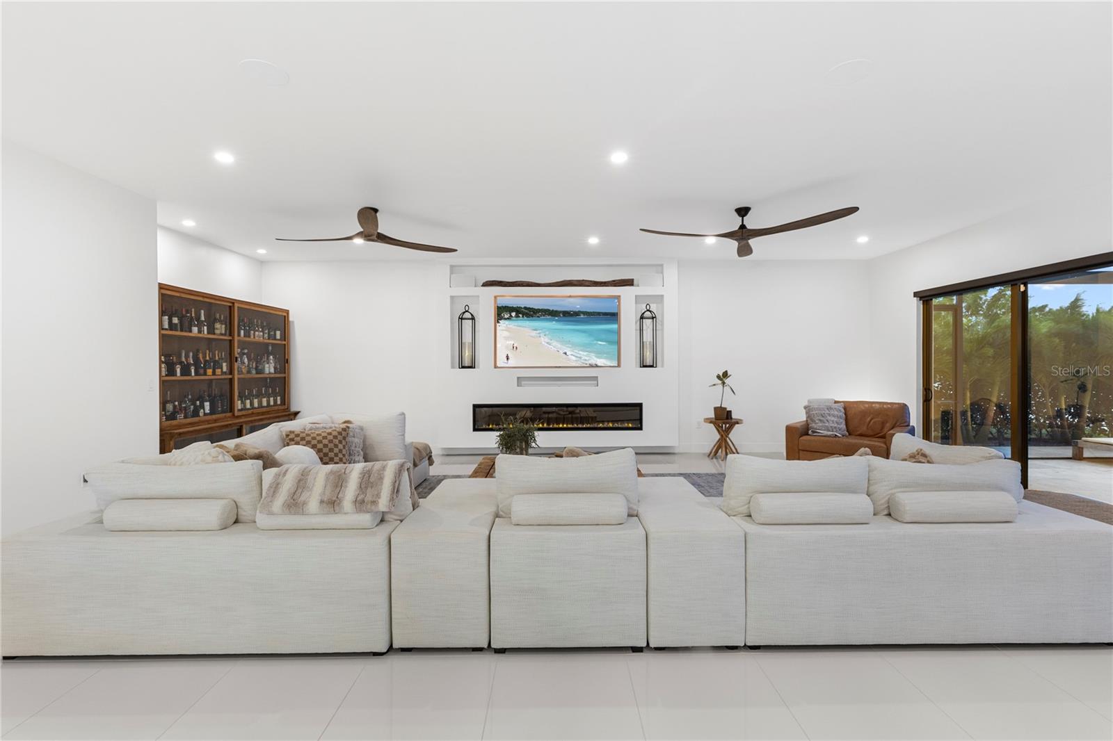 Image 46 of 91 For 4796 Sophia Drive