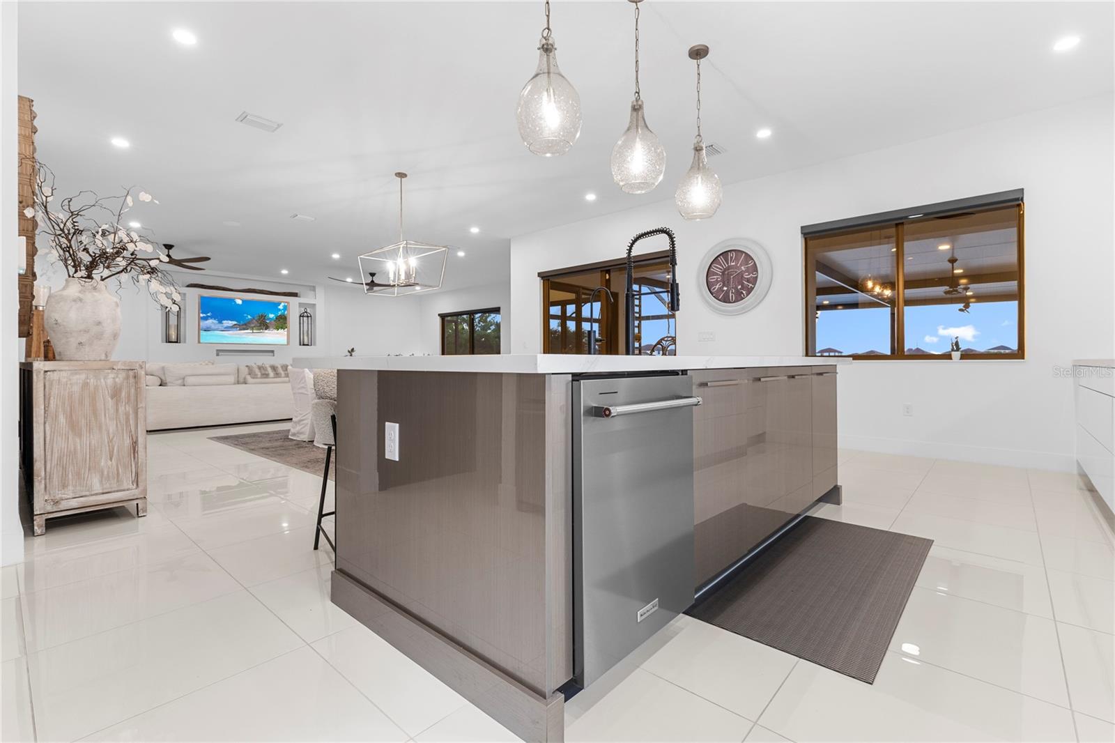 Image 54 of 91 For 4796 Sophia Drive