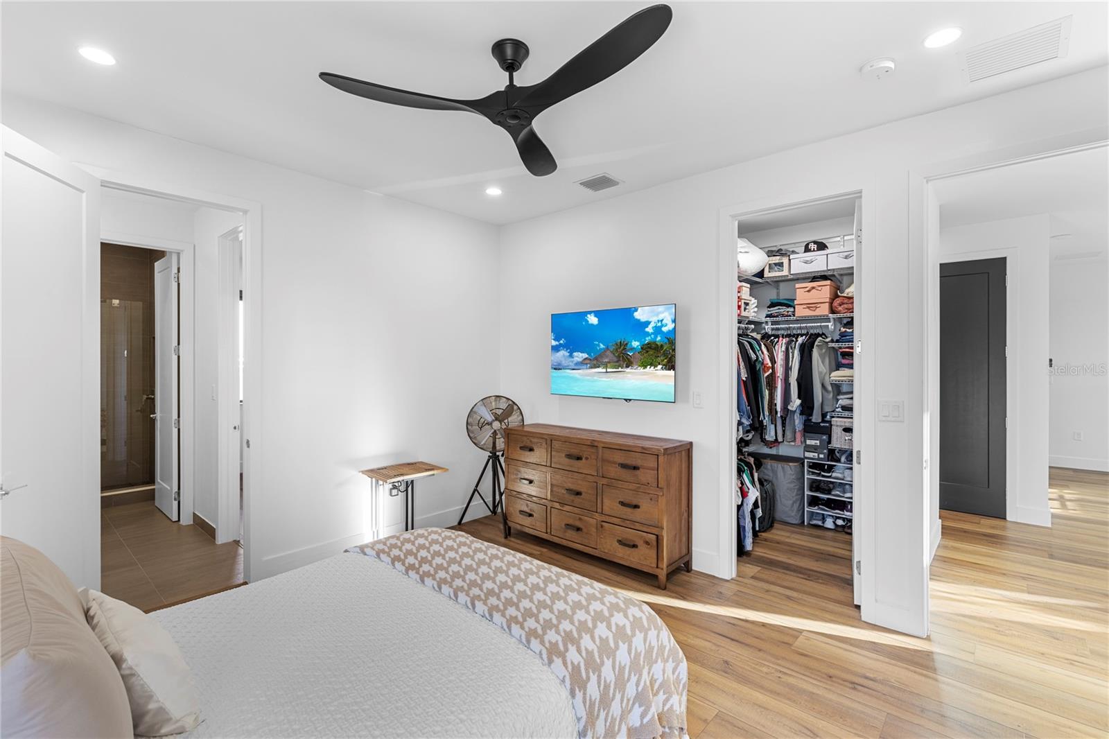 Image 64 of 91 For 4796 Sophia Drive