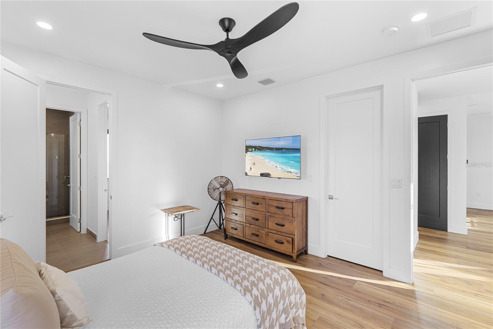 Image 65 of 91 For 4796 Sophia Drive