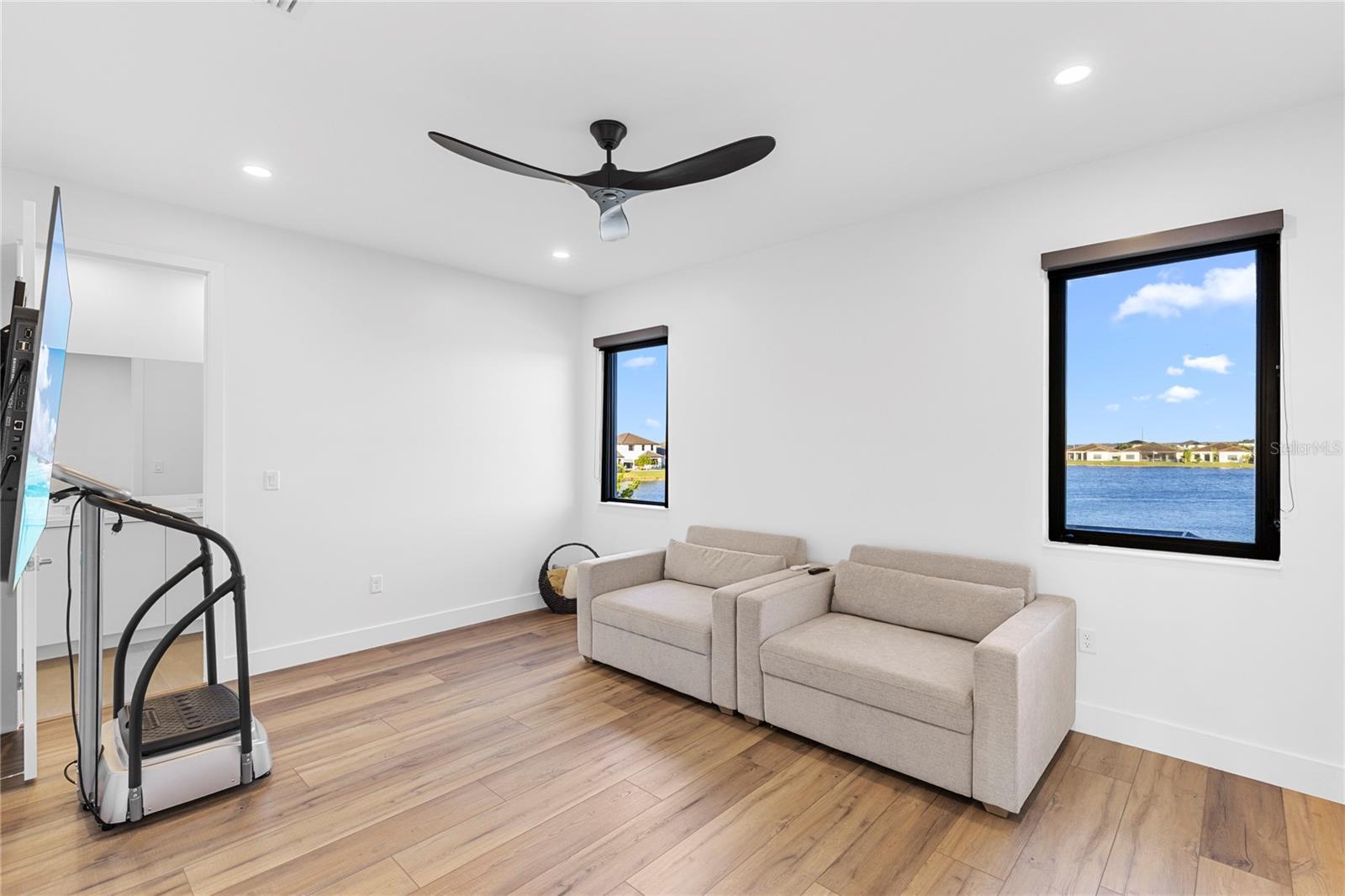 Image 66 of 91 For 4796 Sophia Drive