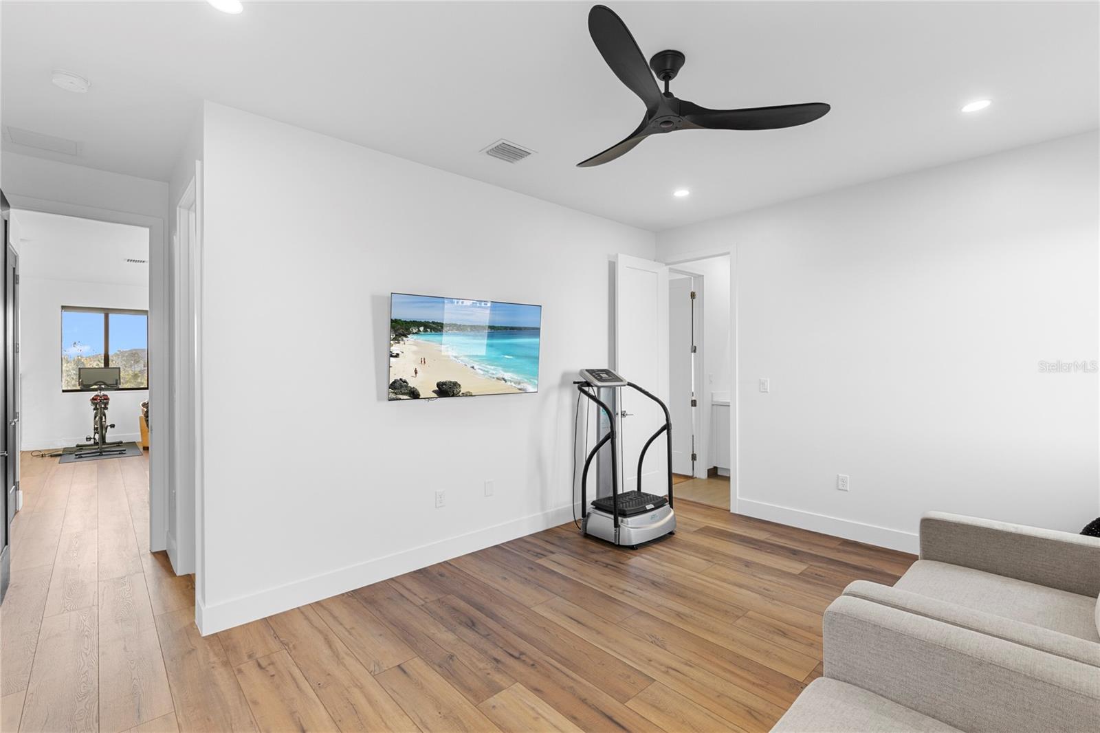 Image 67 of 91 For 4796 Sophia Drive