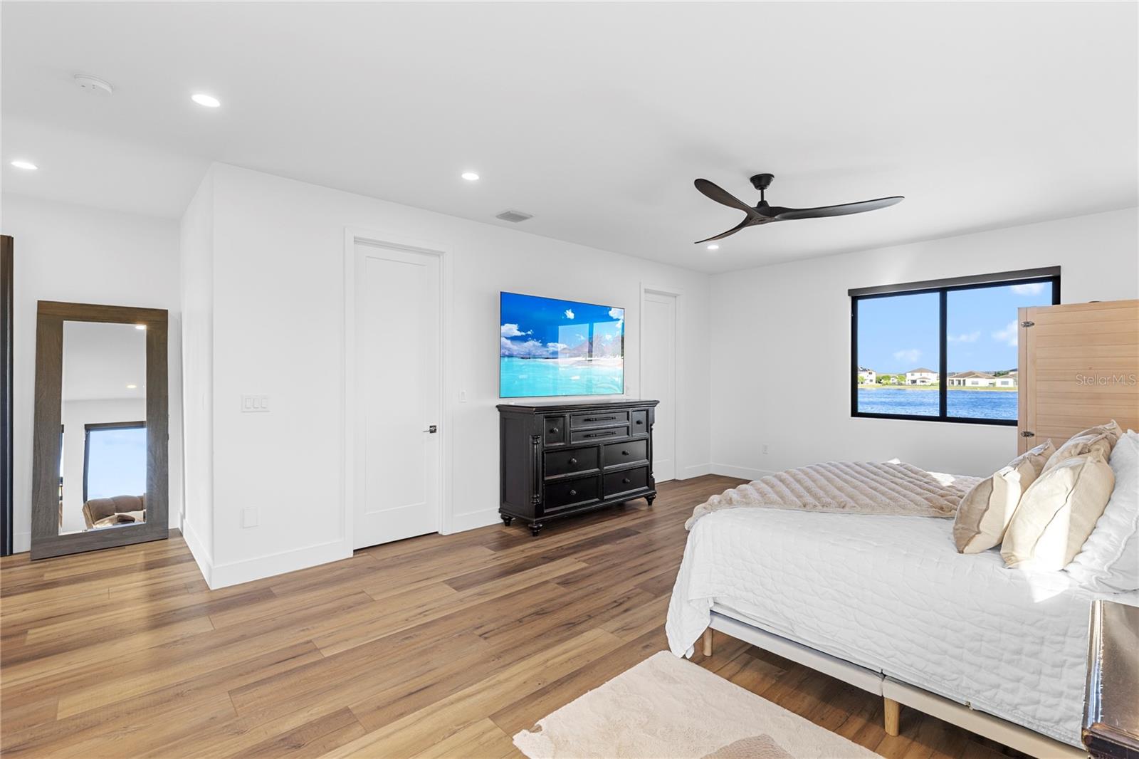 Image 75 of 91 For 4796 Sophia Drive