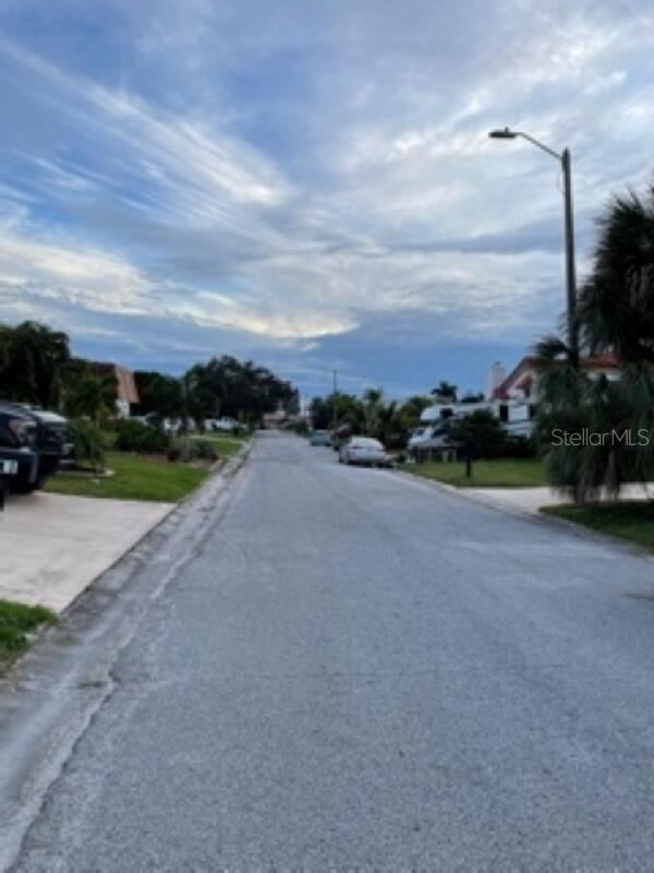 Image 4 of 10 For 5008 Ensign Loop