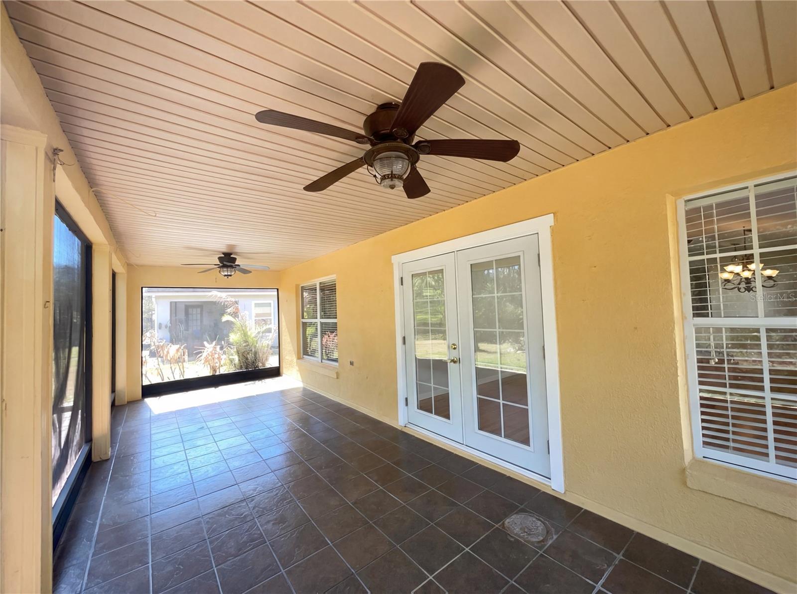 Image 16 of 19 For 396 Grand Canal Drive