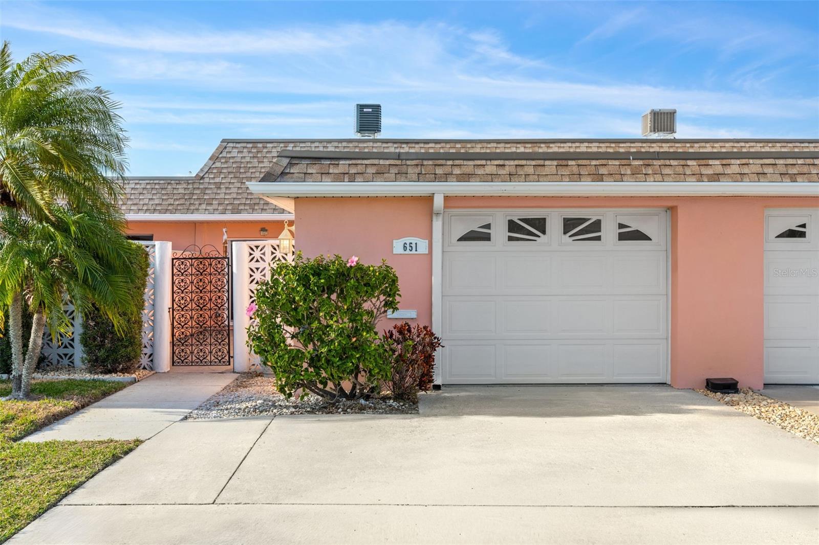 Listing photo id 2 for 651 Boca Ciega Point Boulevard S