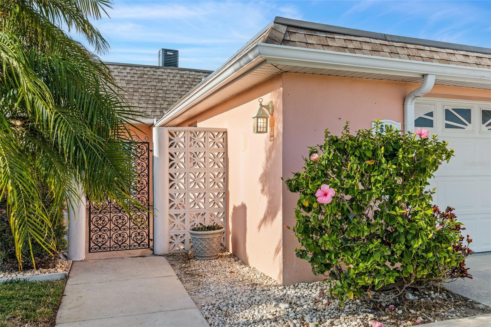 Listing photo id 3 for 651 Boca Ciega Point Boulevard S