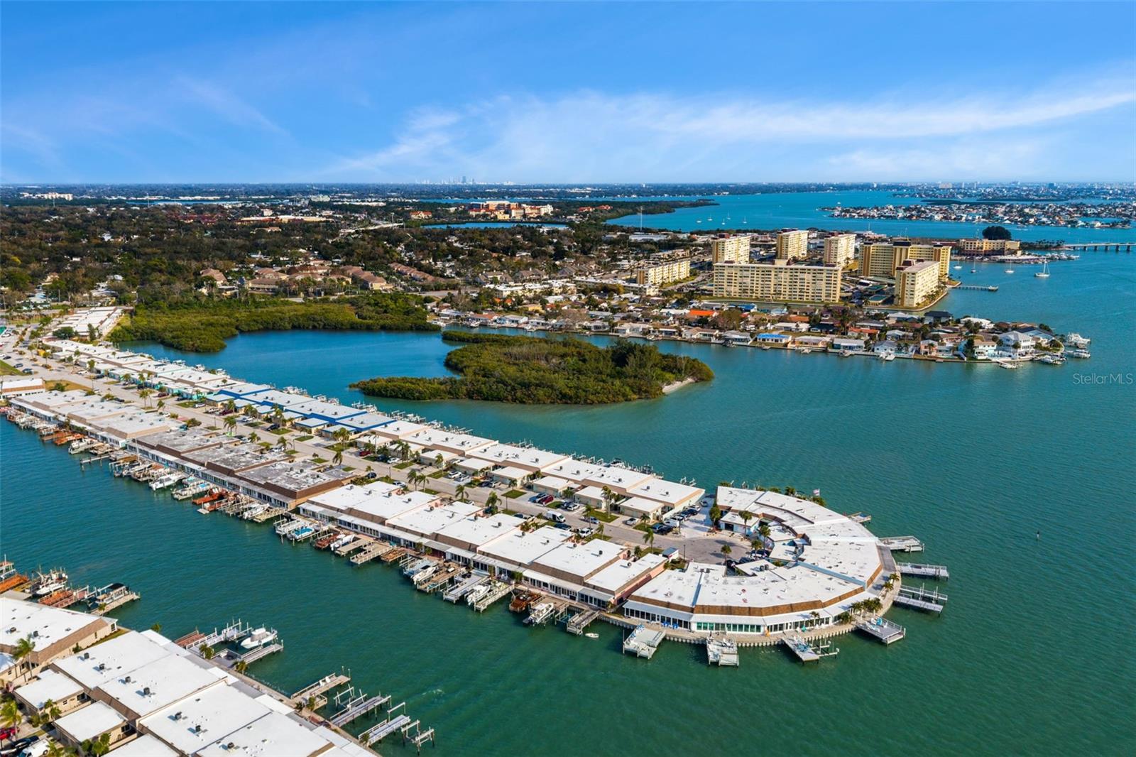 Listing photo id 53 for 651 Boca Ciega Point Boulevard S