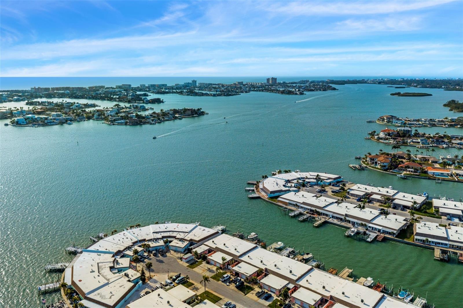 Listing photo id 55 for 651 Boca Ciega Point Boulevard S