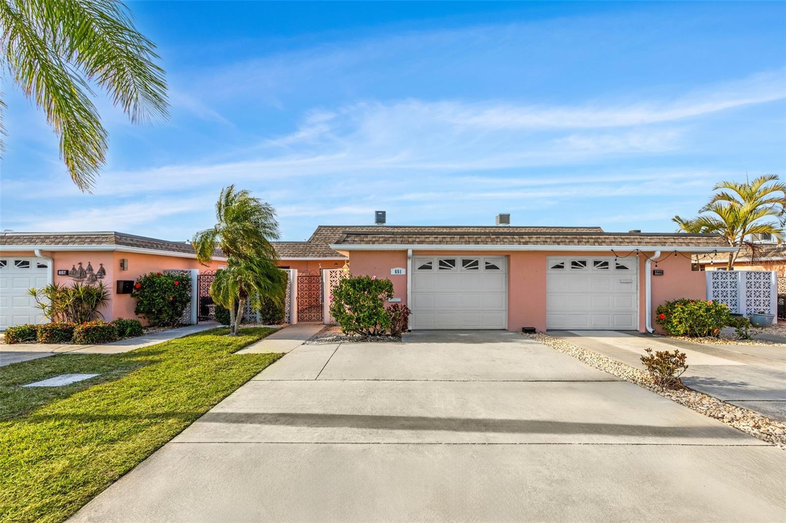 Listing photo id 4 for 651 Boca Ciega Point Boulevard S