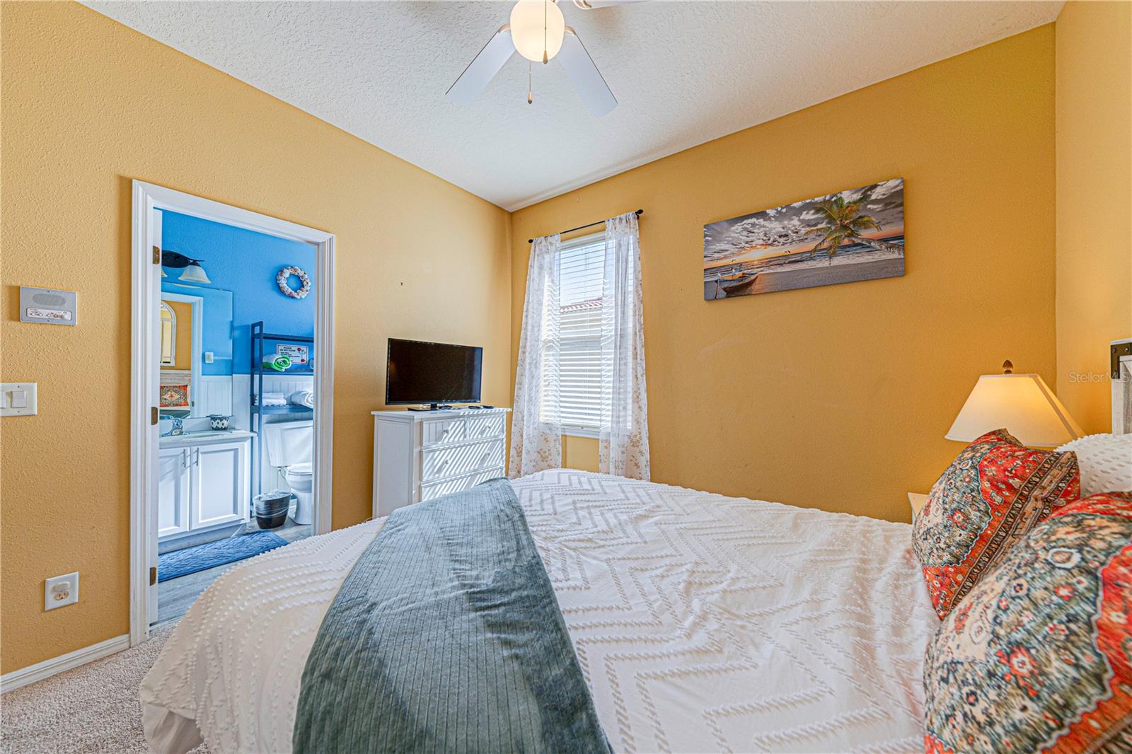 Image 22 of 29 For 130 Orange Cosmos Boulevard