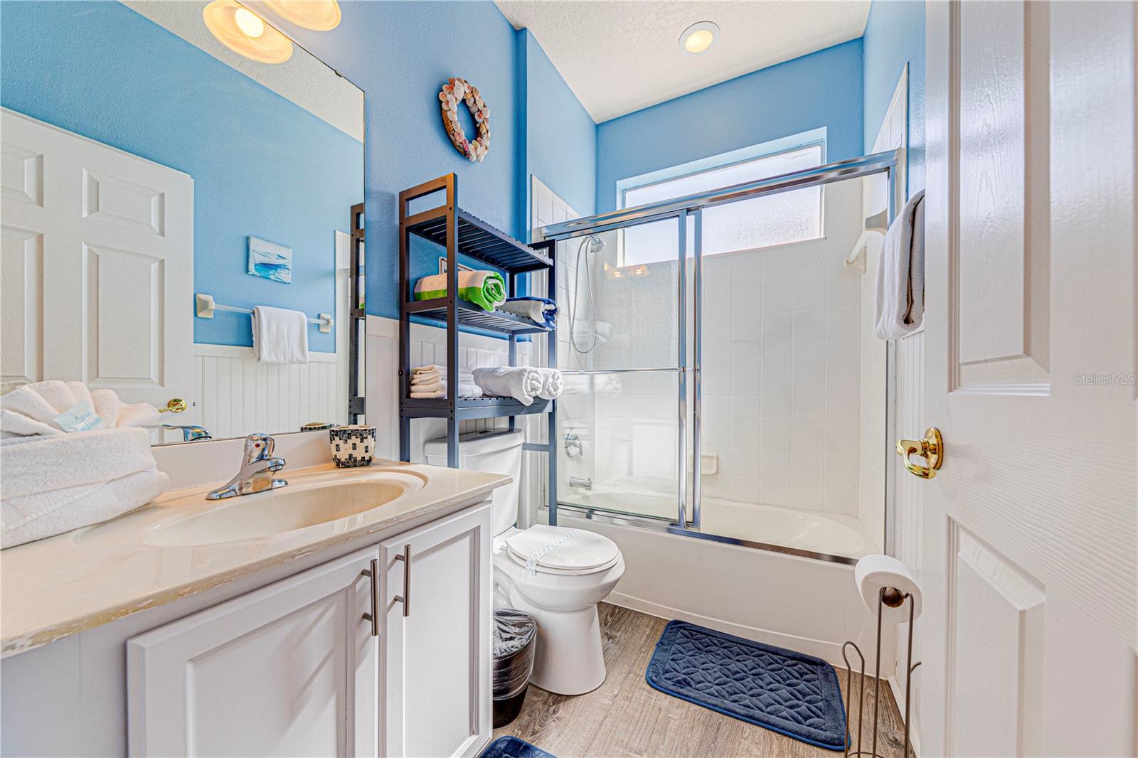 Image 23 of 29 For 130 Orange Cosmos Boulevard