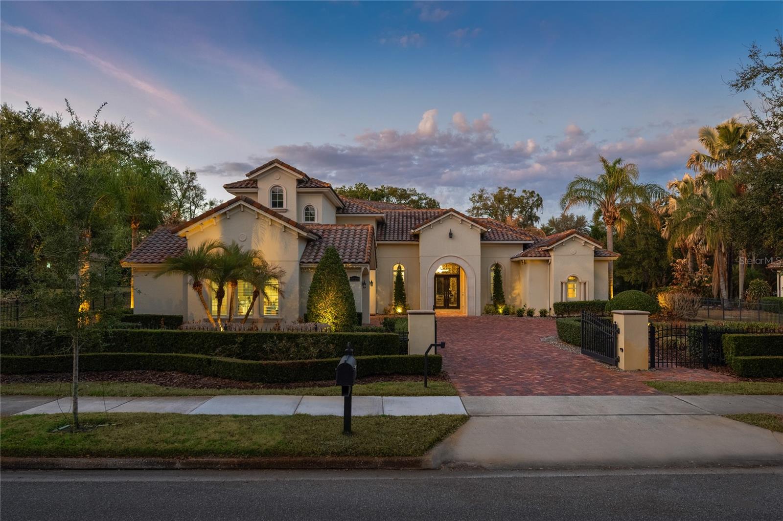 Details for 9729 Lake Hugh Drive, GOTHA, FL 34734