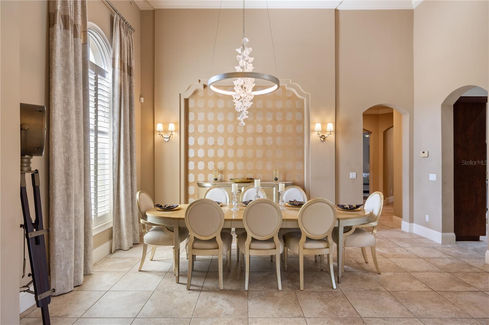 Image 12 of 52 For 9729 Lake Hugh Drive