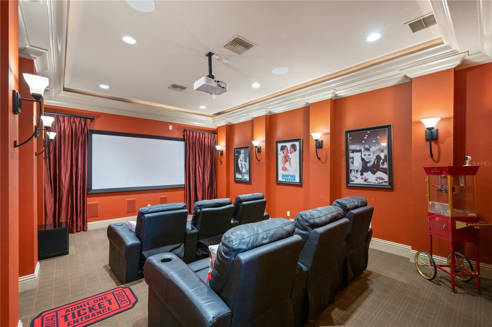 Image 23 of 52 For 9729 Lake Hugh Drive