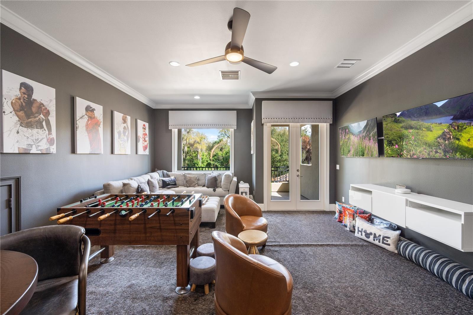 Image 26 of 52 For 9729 Lake Hugh Drive