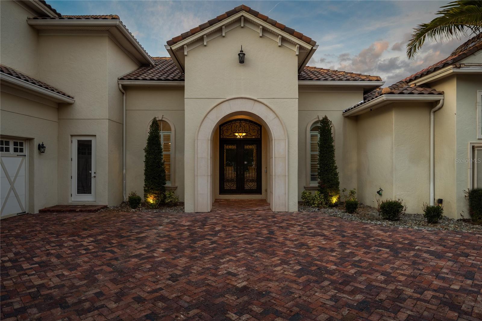 Image 3 of 52 For 9729 Lake Hugh Drive