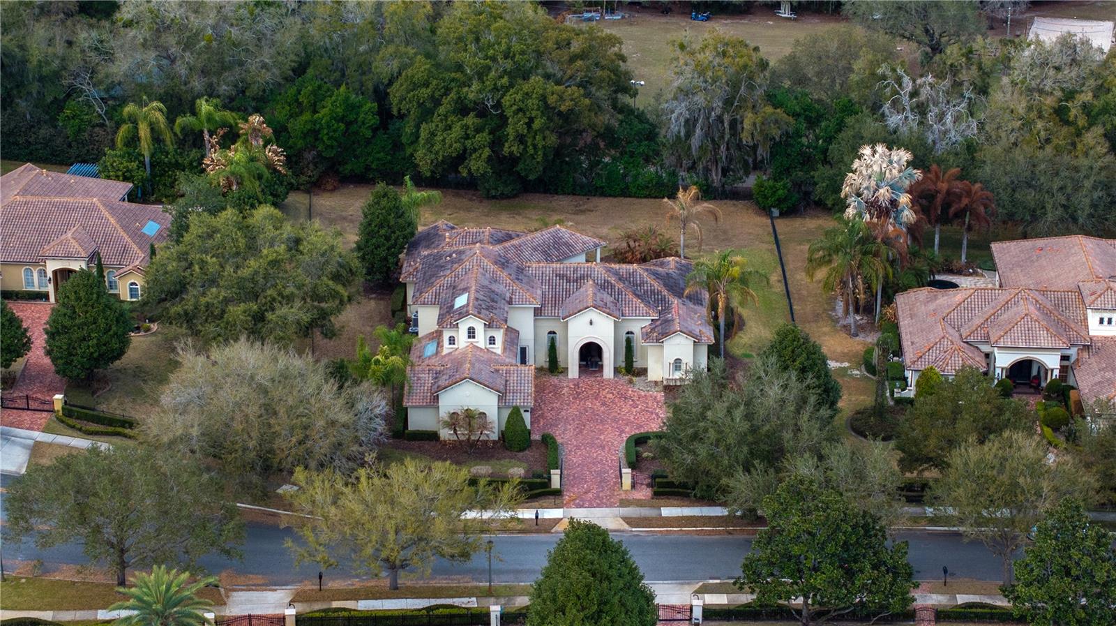 Image 42 of 52 For 9729 Lake Hugh Drive