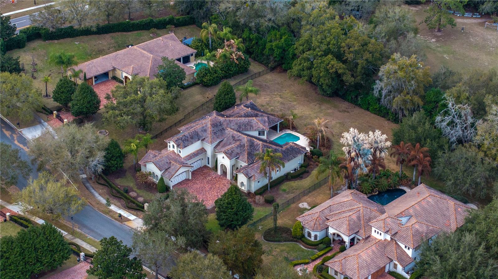 Image 44 of 52 For 9729 Lake Hugh Drive