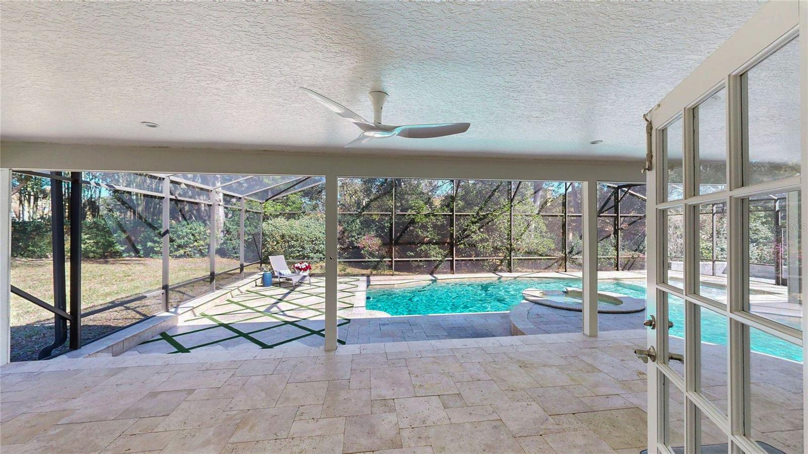 Image 40 of 98 For 1625 Down Lake Drive