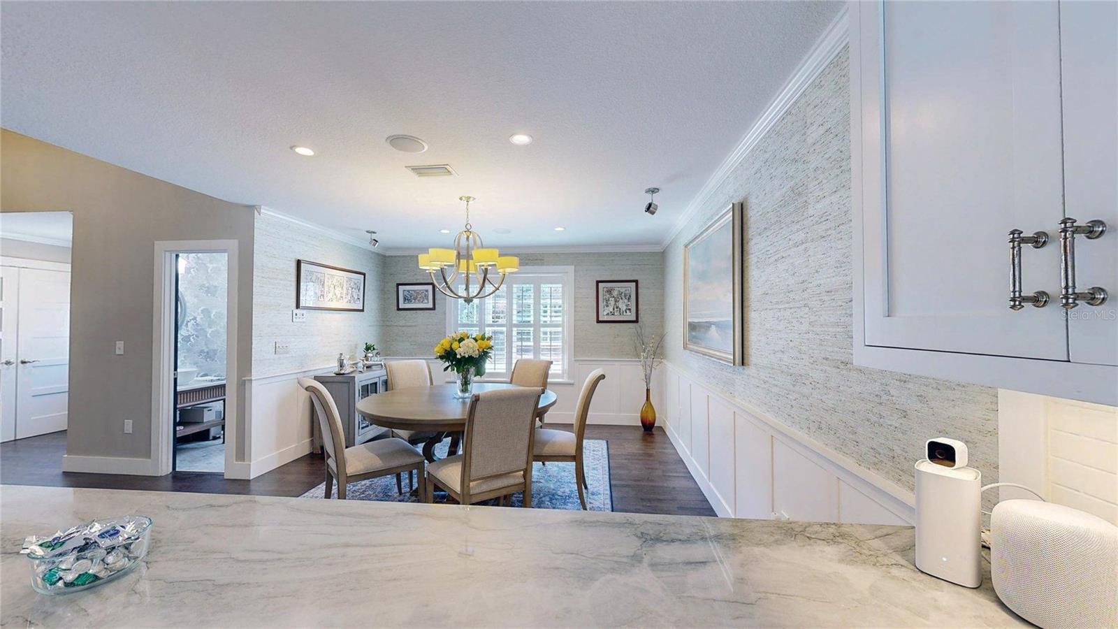 Image 43 of 98 For 1625 Down Lake Drive