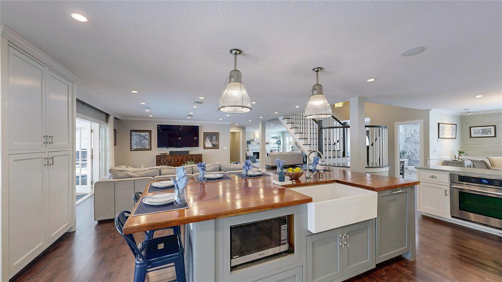 Image 7 of 98 For 1625 Down Lake Drive