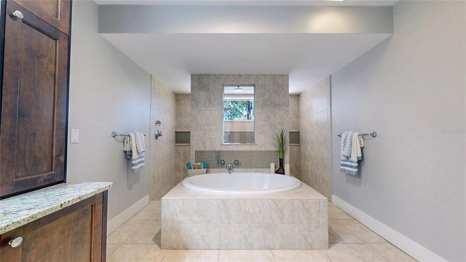 Image 72 of 98 For 1625 Down Lake Drive