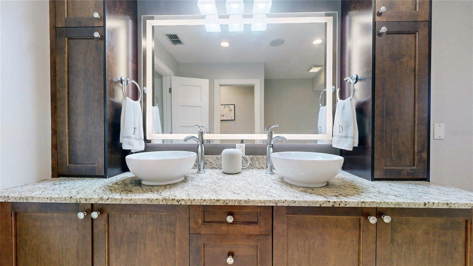 Image 76 of 98 For 1625 Down Lake Drive