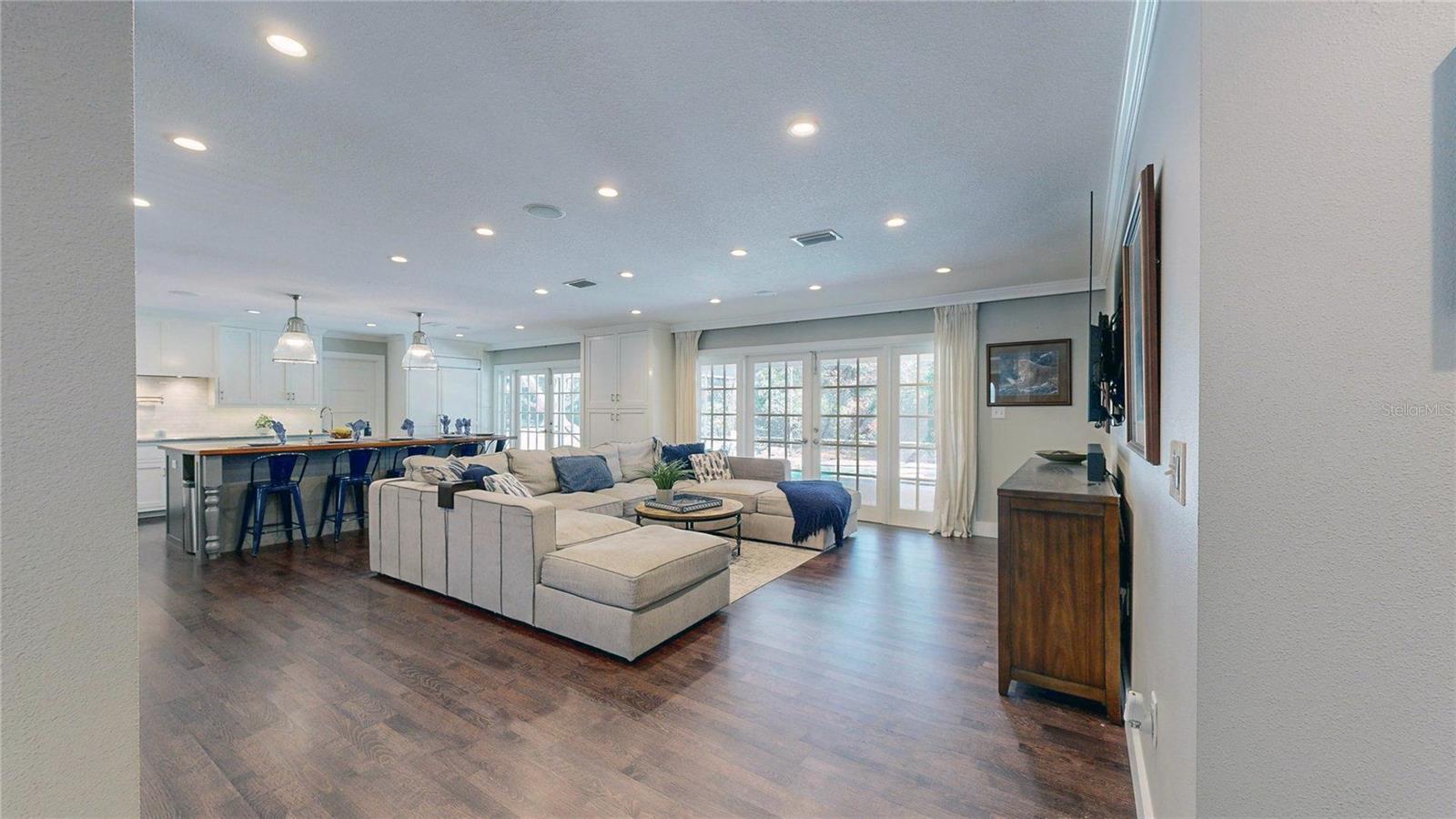 Image 8 of 98 For 1625 Down Lake Drive