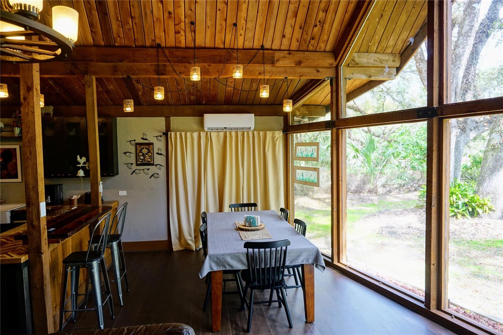 Image 14 of 46 For 6880 Channel Drive