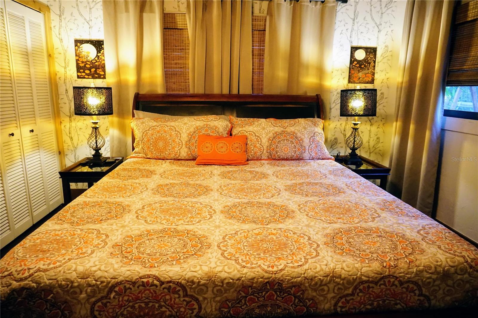 Image 16 of 46 For 6880 Channel Drive