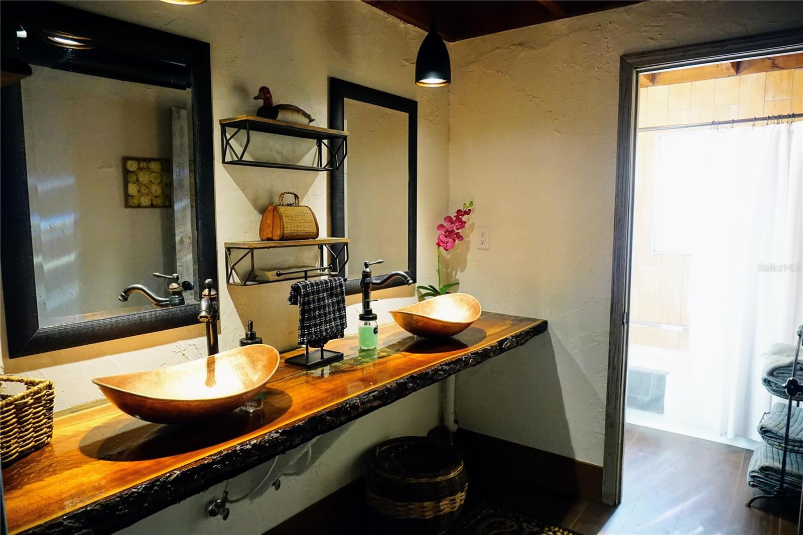 Image 21 of 46 For 6880 Channel Drive