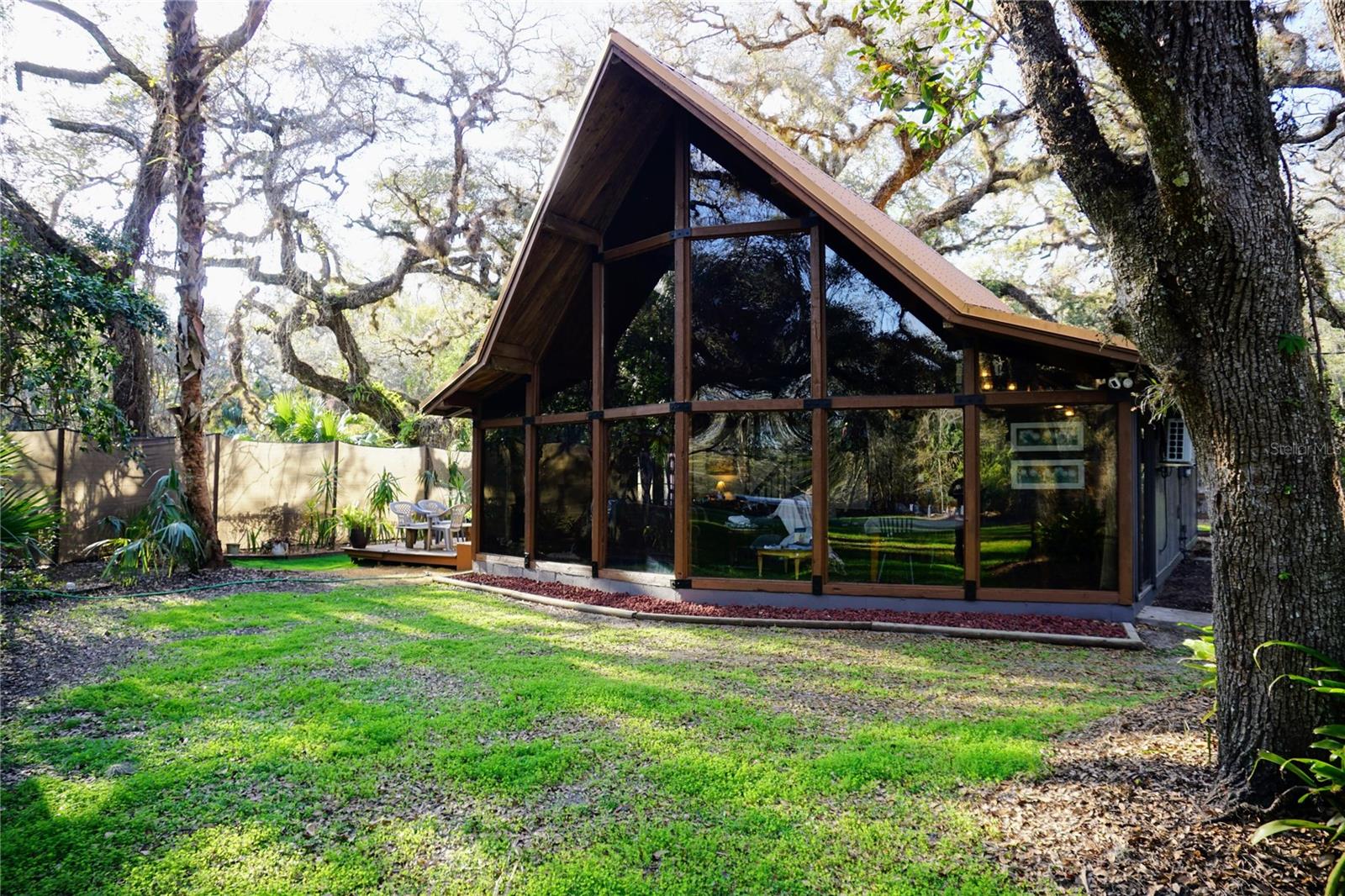 Image 42 of 46 For 6880 Channel Drive