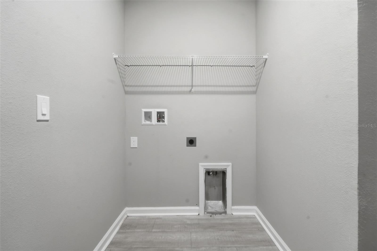 Image 24 of 27 For 10361 Church Hammock Road