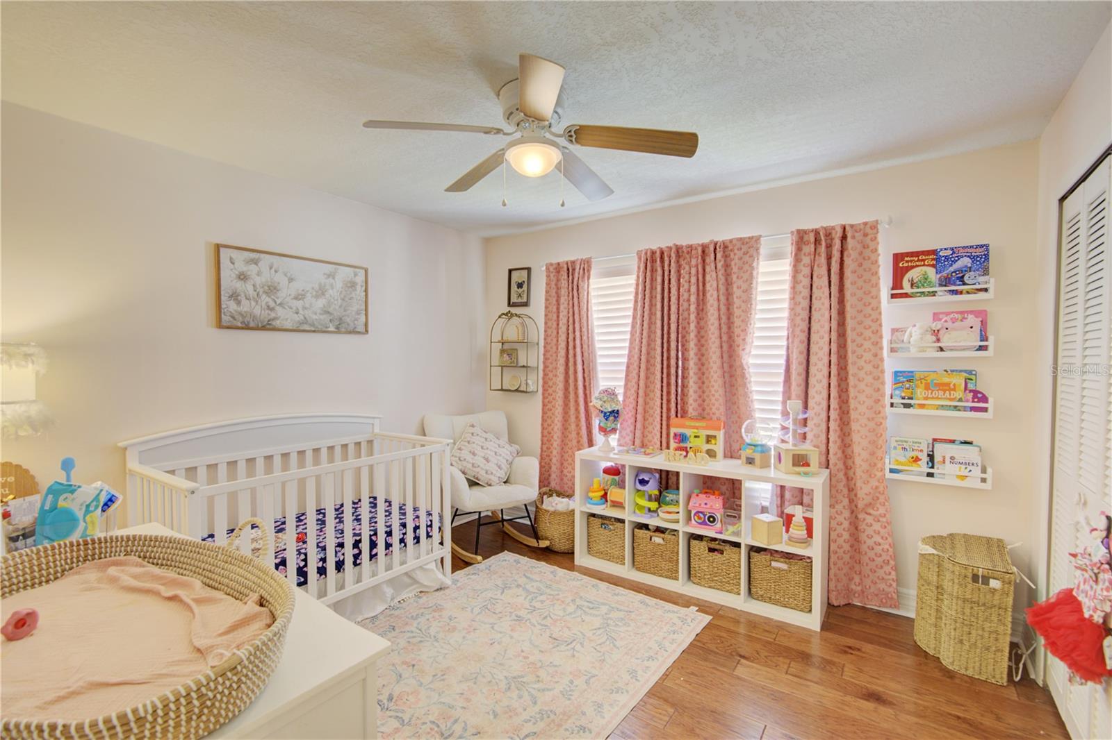 Image 24 of 41 For 413 Willowbrook Lane